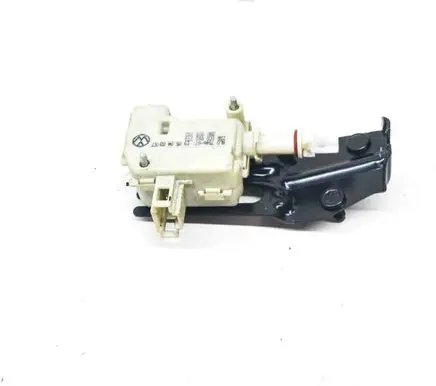 Audi TT Mk1 Fuel tank cap lock 8N0975 1C0810773