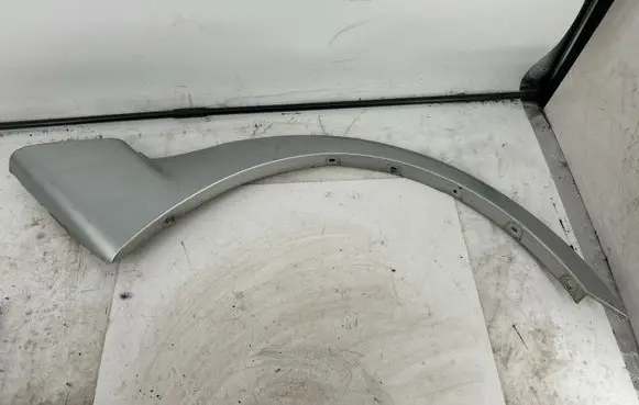 BMW X3 E83 Rear arch trim 10801210