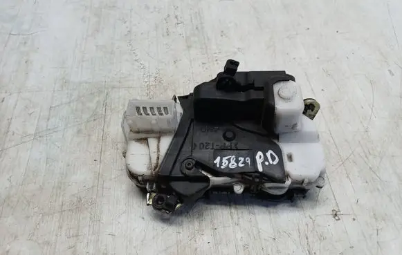 Peugeot 607 Front door lock