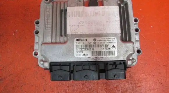 Peugeot 5008 Engine control unit/module 9665674480 0281014729