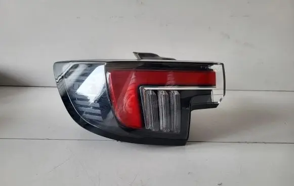 Opel Mokka B Rear/tail lights