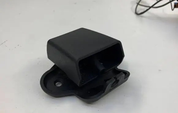 Chrysler 300 - 300C Engine bonnet (hood) release handle
