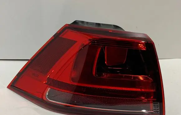 Volkswagen Golf VII Rear/tail lights 5GM9450945B 0611