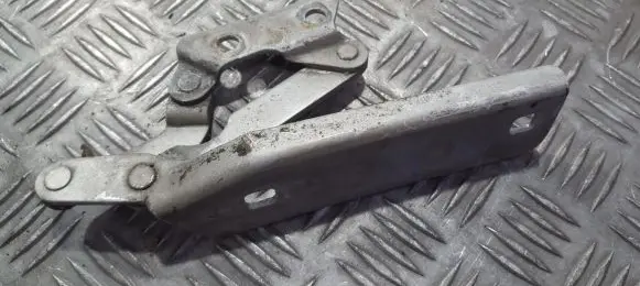 Volkswagen Golf III Engine bonnet/hood hinges