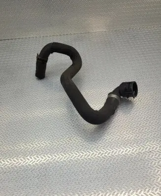 BMW 6 F12 F13 Engine coolant pipe/hose 6982171
