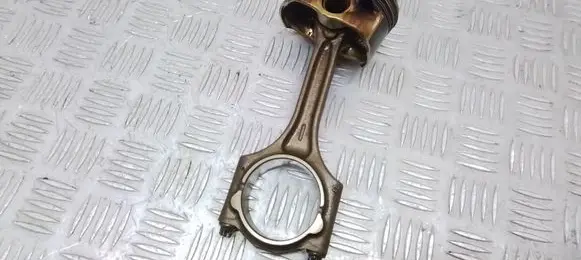 Volvo XC60 Piston with connecting rod