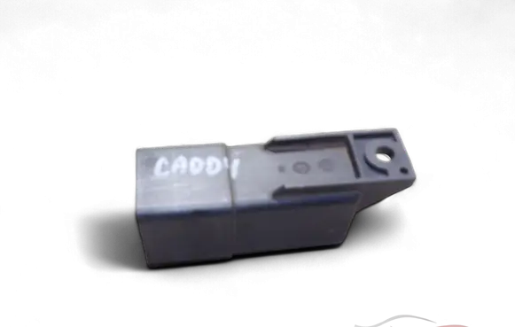 Volkswagen Caddy Glow plug pre-heat relay 038907281D