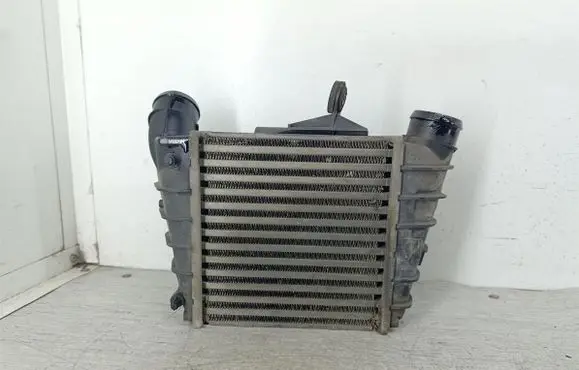 Volkswagen Polo IV 9N3 Intercooler radiator 6Q0145804A