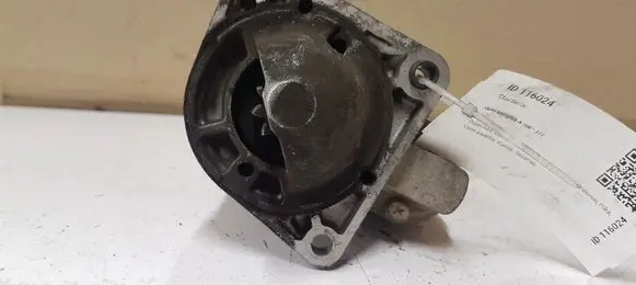 Opel Insignia A Starter motor 55353857 M001T30072