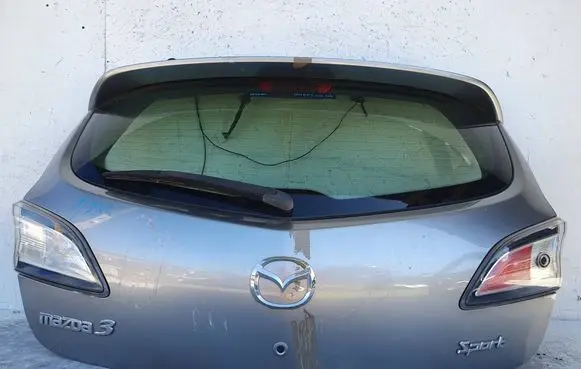 Mazda 3 II Tailgate/trunk/boot lid