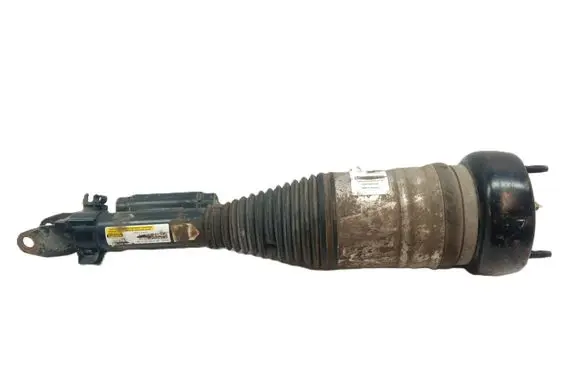 Mercedes-Benz C W205 Front shock absorber/damper A2053200138