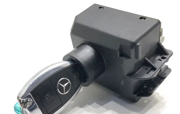 Mercedes-Benz A W176 Ignition lock A2469059300