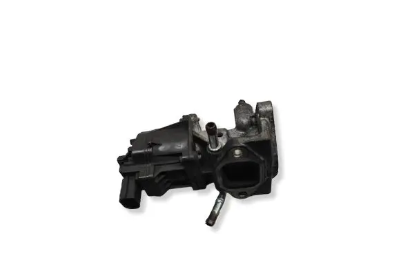 Mazda 3 III EGR valve SH01K5T70874