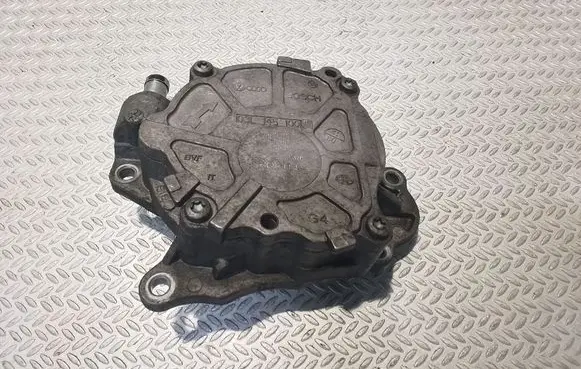 Volkswagen Caddy Vacuum pump 03L145100