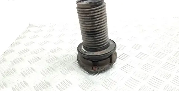 Volkswagen Golf VII Front upper strut mount 5Q0412331D 5Q0412249F 5Q0413175C