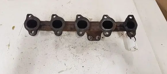 Peugeot 308 Exhaust manifold 548028