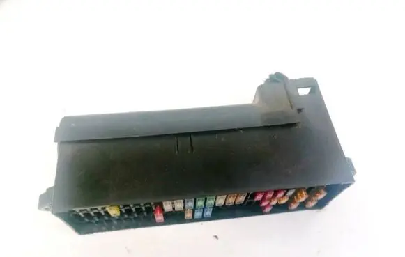 Volkswagen Golf Plus Fuse box set