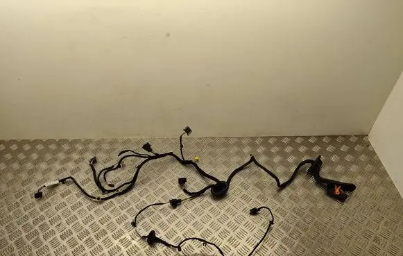 Skoda Fabia Mk4 (6VA) Front door wiring loom 6VA971120JB 6VA972297