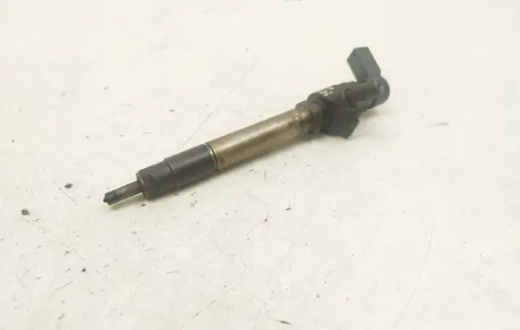 Peugeot 607 Fuel injector 5U3Q9K546AA