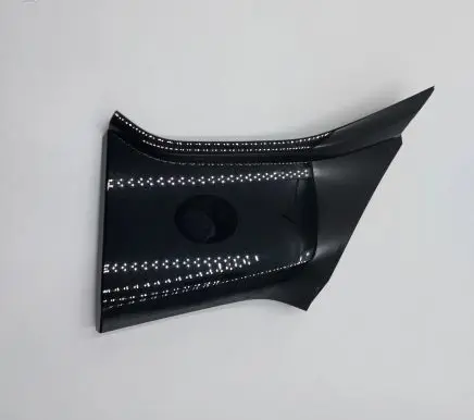 Rear fender molding trim