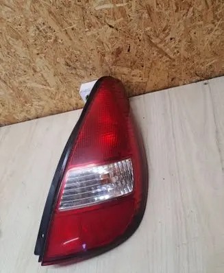 Suzuki Liana Rear/tail lights P0925