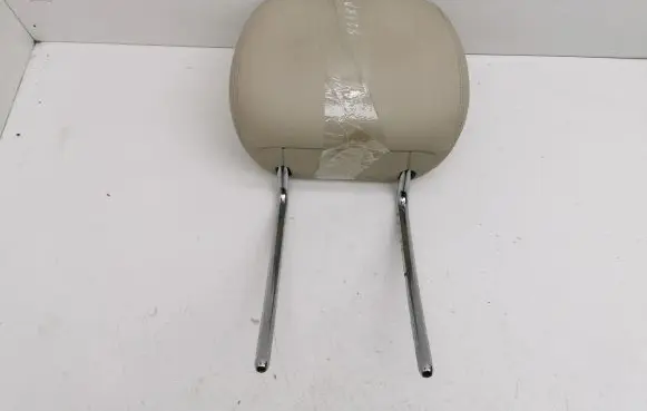 Mercedes-Benz B W246 W242 Front seat headrest 