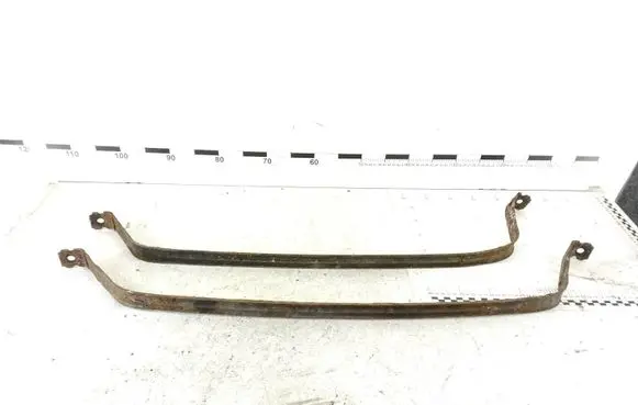 Volkswagen Caddy Fuel tank mounting bracket