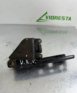 Opel Vivaro Sliding door middle roller runner 777650730R 3518 93451714