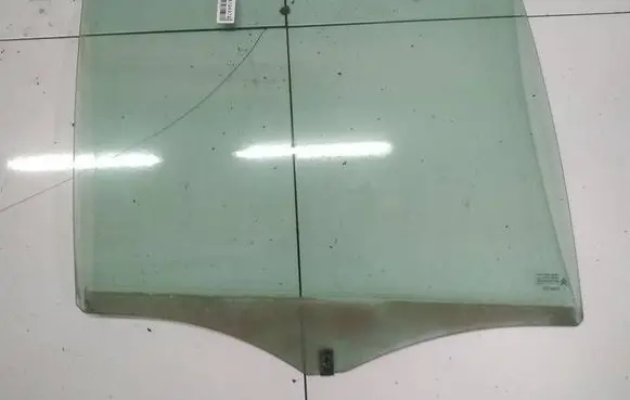Citroen C4 Grand Picasso Rear door window glass as2