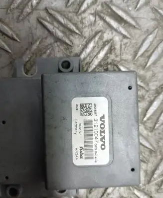 Volvo V50 GPS navigation control unit/module 31210047