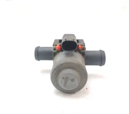 Mercedes-Benz Vito Viano W447 Electric auxiliary coolant/water pump A0005062864 1147412163