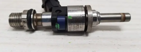 Porsche Cayenne (9PA) Fuel injector 94860523000