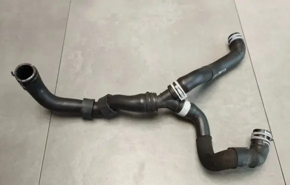Audi A3 8Y Engine coolant pipe/hose 5WA122157AG