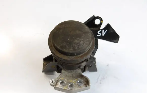 Suzuki Vitara (LY) Engine mounting bracket 