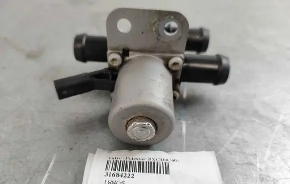 Volvo C40 Coolant heater control valve 31684222