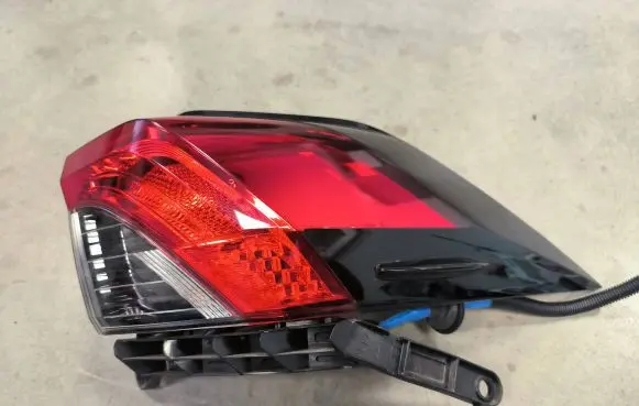 Toyota RAV 4 (XA50) Rear/tail lights 81550-42230 A4S18-10000