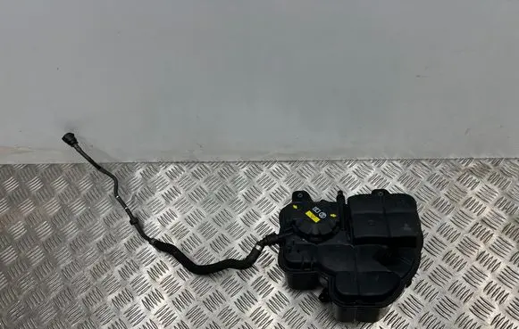 BMW M5 F90 Coolant expansion tank/reservoir 7889450