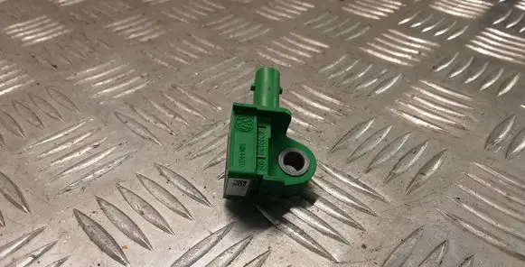 Volkswagen Golf VI Airbag deployment crash/impact sensor 5K0959351