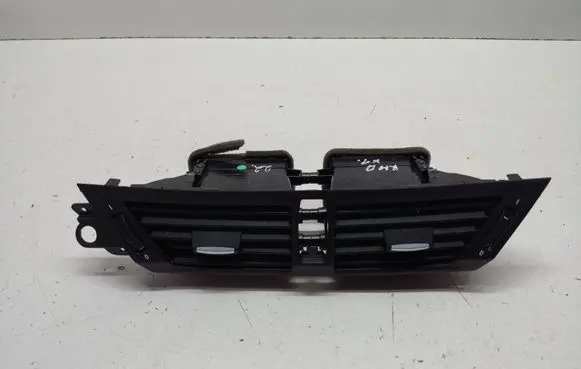 BMW X1 E84 Dash center air vent grill 2991235 64222991235 2991681
