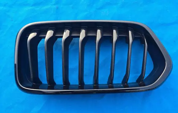 BMW X2 F39 Front grill 8080621