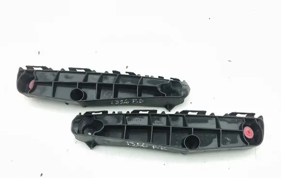 Toyota Prius (XW50) Front bumper mounting bracket 52116 47050 52115
