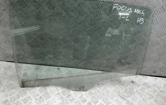 Ford Focus Rear door window glass