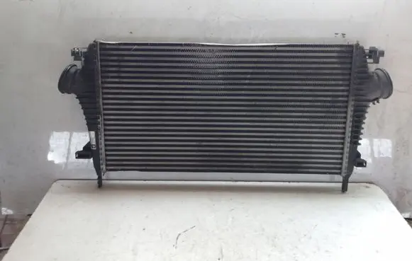 Opel Insignia A Intercooler radiator 13241751