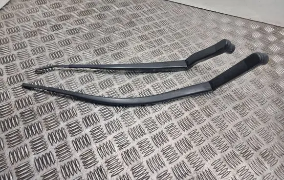 Mazda 6 Front wiper blade arm 