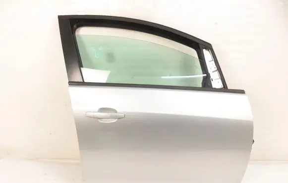 Opel Astra J Front door