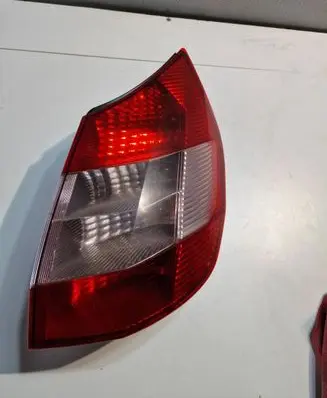 Renault Scenic II - Grand scenic II Rear/tail lights 8200127702 2SK086590242