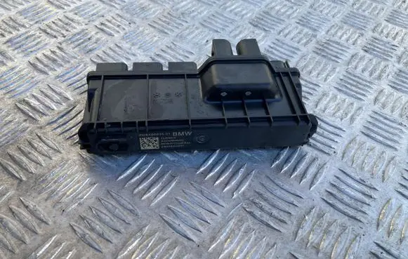 BMW 4 G22 G23 G24 G26 Current control relay 8490531