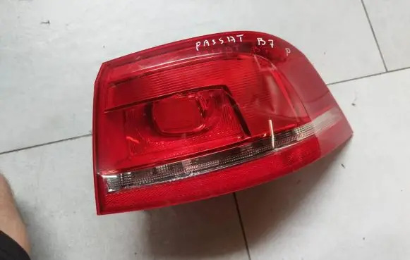 Volkswagen PASSAT B7 Rear/tail lights 3AF945096E 605002