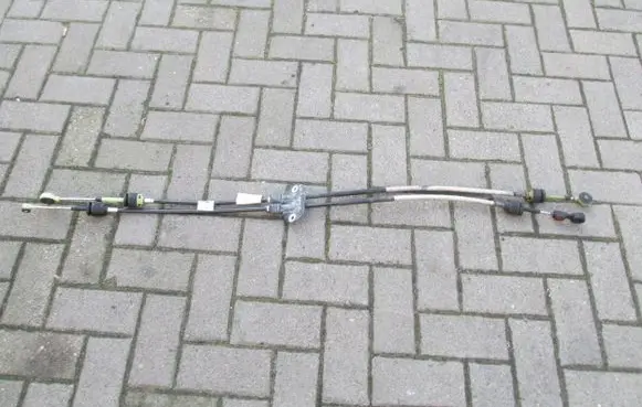 Ford C-MAX II Gear shift cable linkage AV6R7E395GC