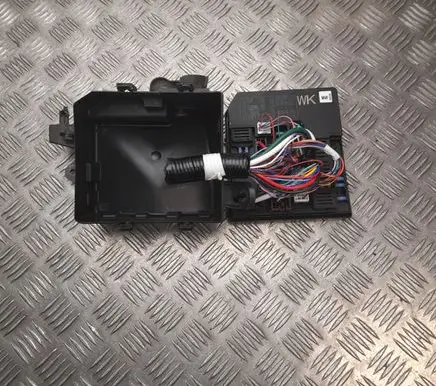 Nissan Leaf II (ZE1) Fuse box set 284B75SA3B